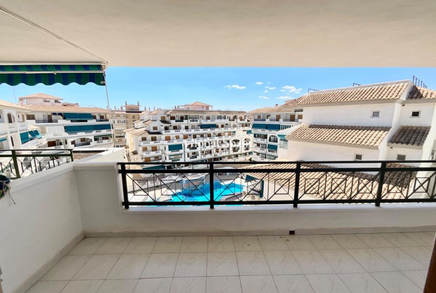 Wederverkoop - APPARTEMENT -
TORREVIEJA - La Mata