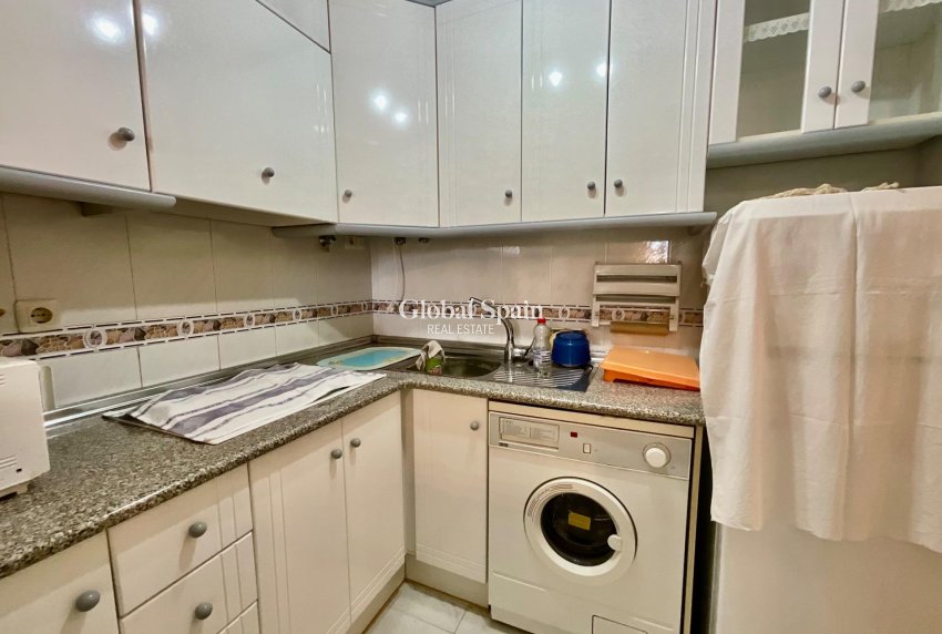 Wederverkoop - APPARTEMENT -
TORREVIEJA - La Mata