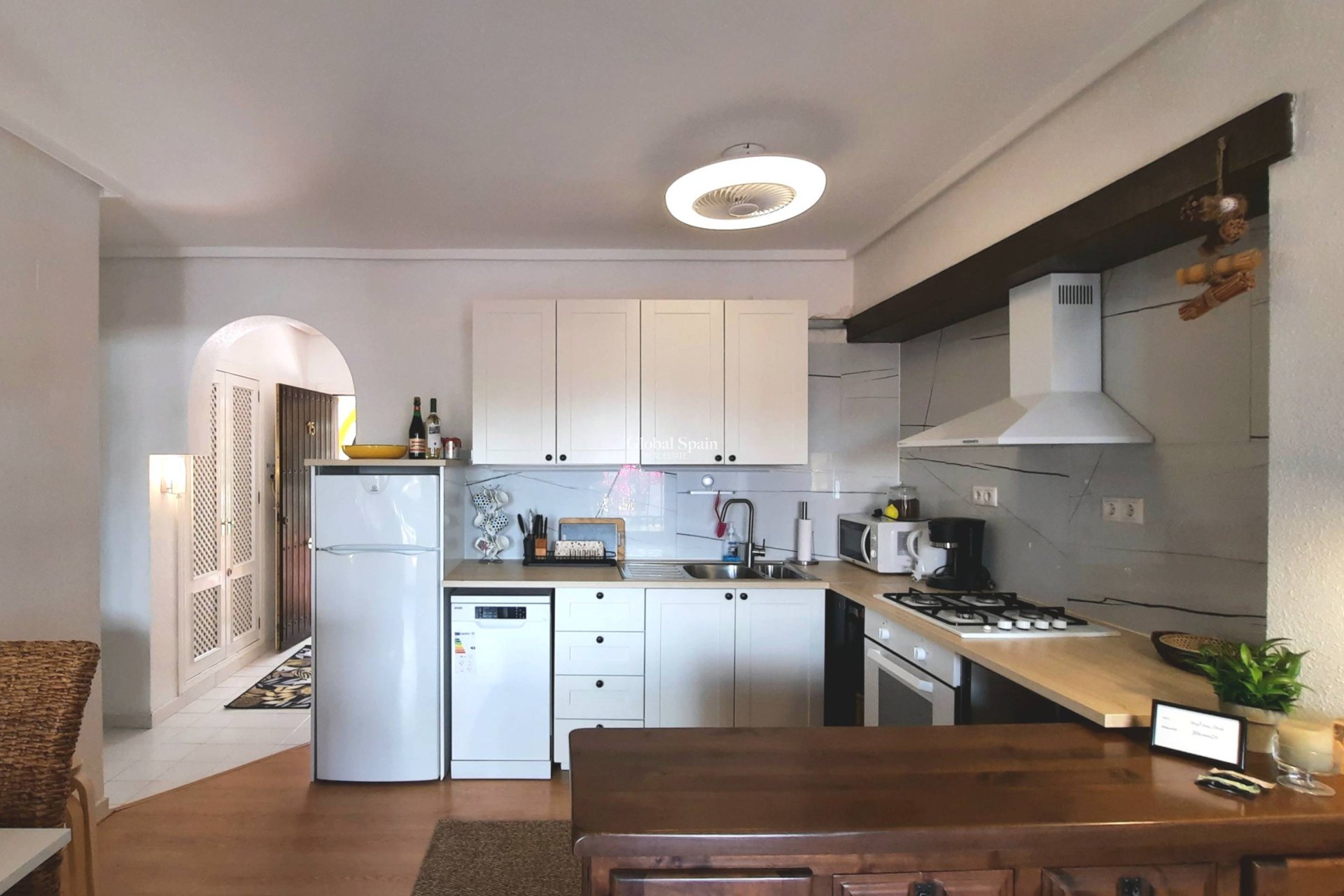 Wederverkoop - APPARTEMENT -
TORREVIEJA - La Mata