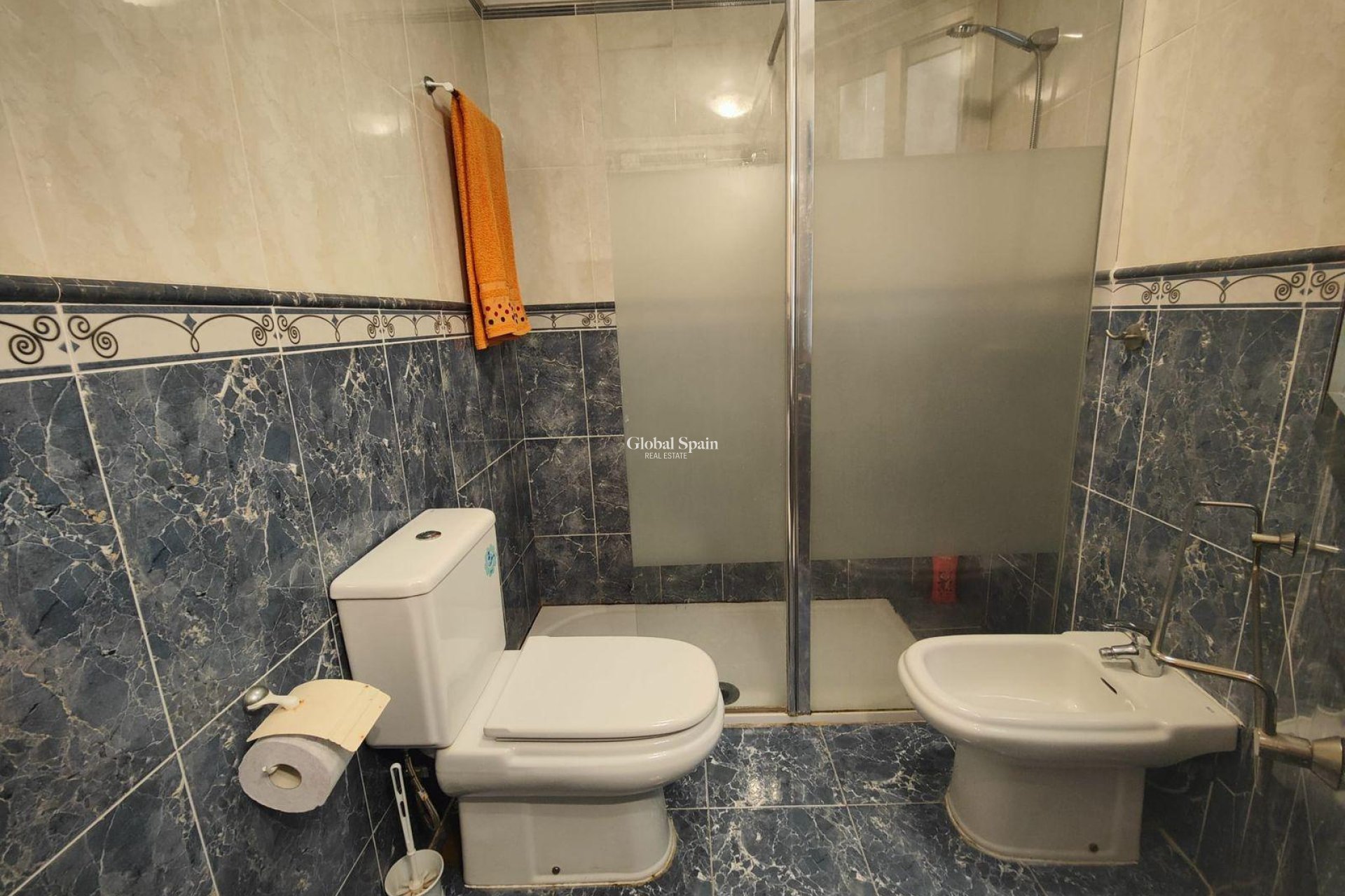 Wederverkoop - APPARTEMENT -
TORREVIEJA - La Mata