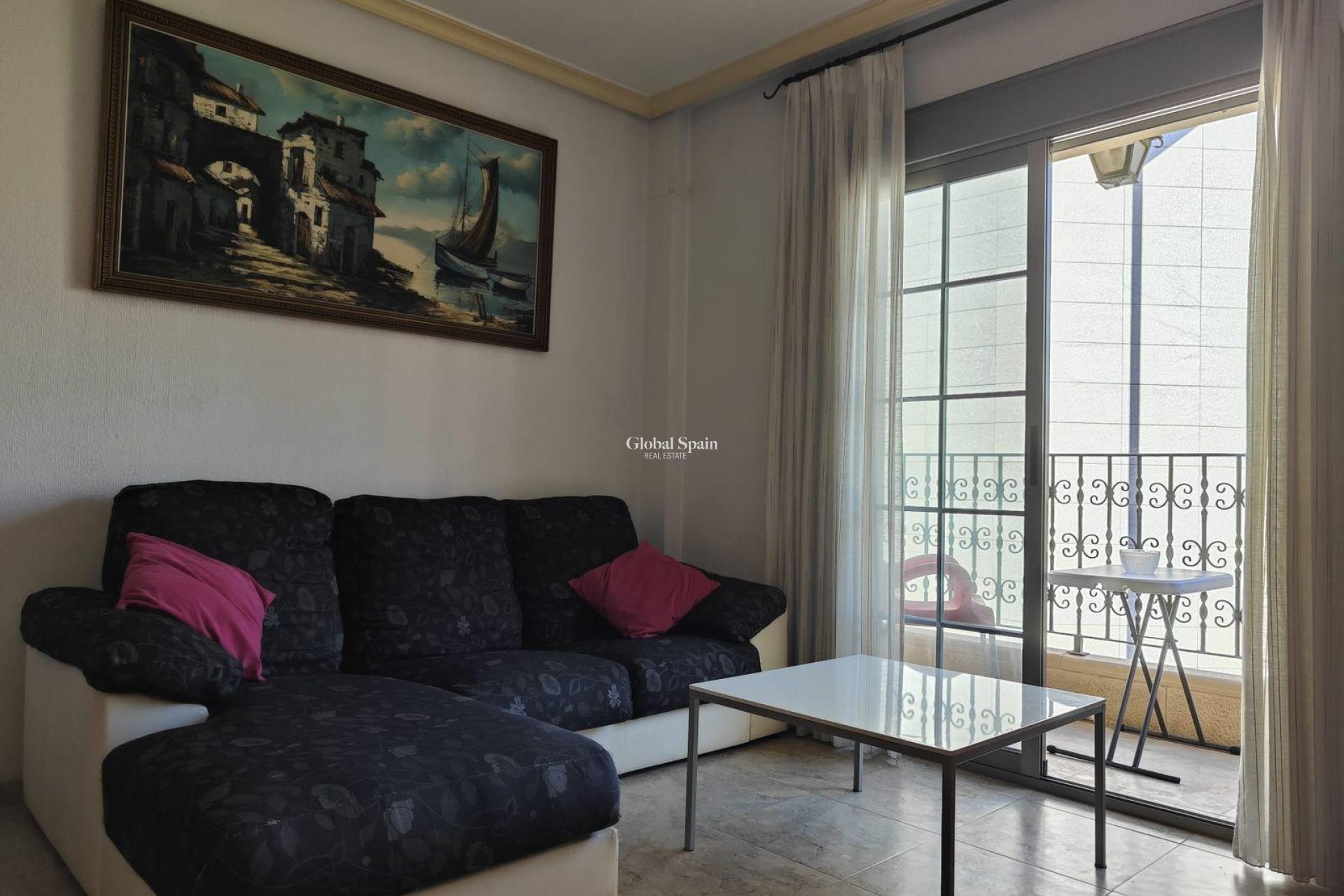 Wederverkoop - APPARTEMENT -
TORREVIEJA - La Mata