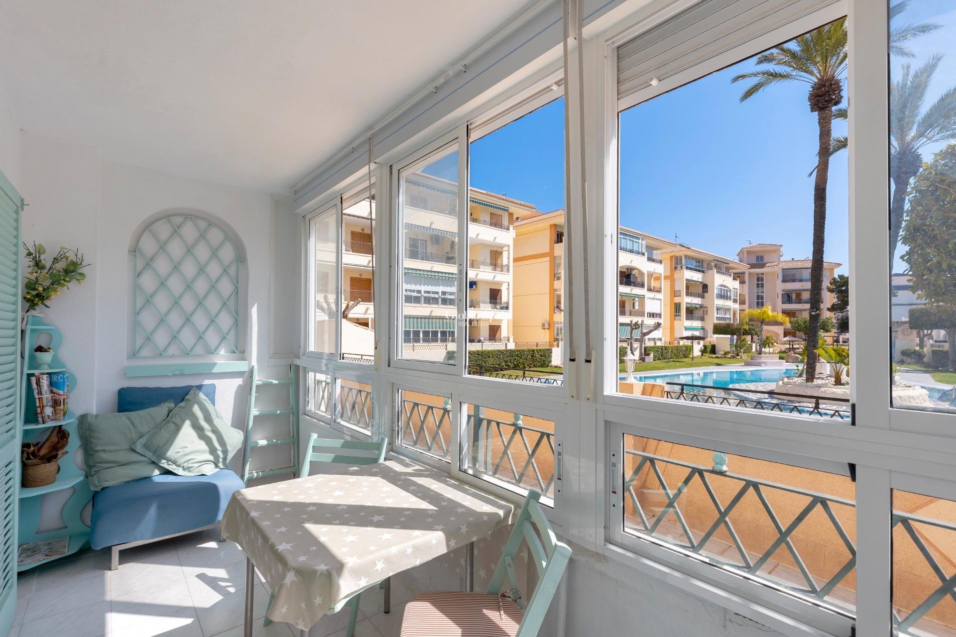 Wederverkoop - APPARTEMENT -
TORREVIEJA - La Mata
