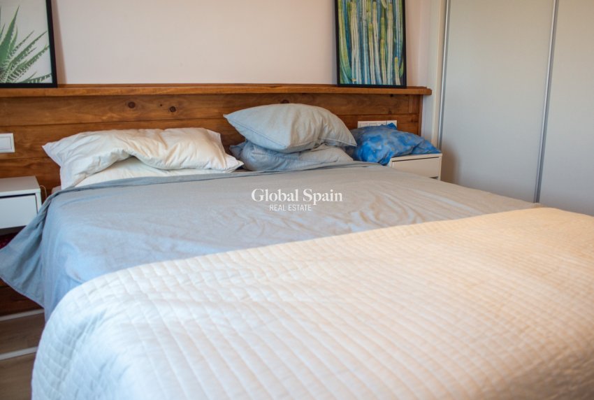 Wederverkoop - APPARTEMENT -
TORREVIEJA - La Mata