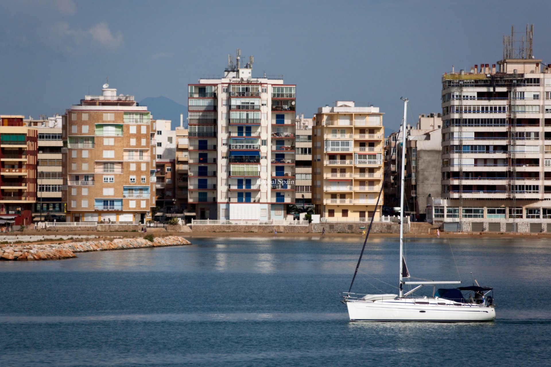 Wederverkoop - APPARTEMENT -
TORREVIEJA - La Mata