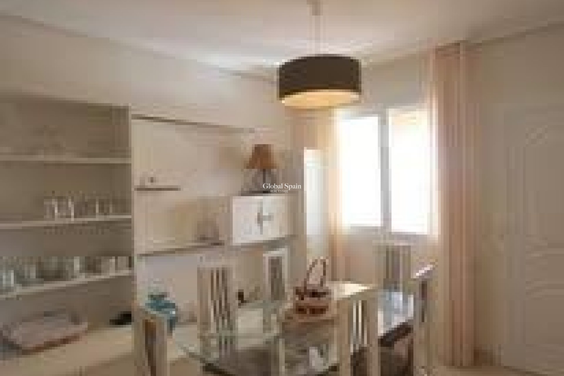 Wederverkoop - APPARTEMENT -
TORREVIEJA - La Mata
