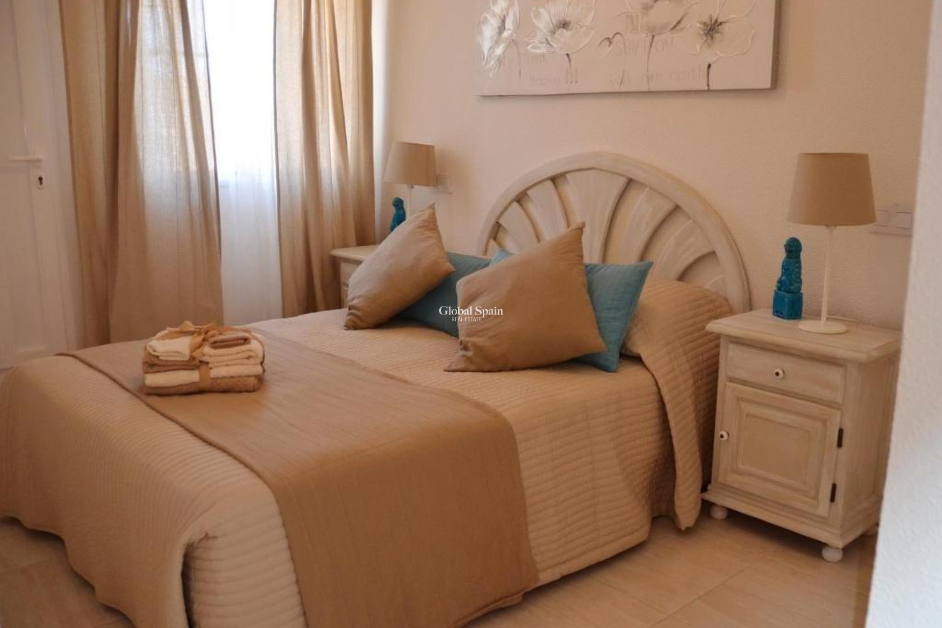 Wederverkoop - APPARTEMENT -
TORREVIEJA - La Mata