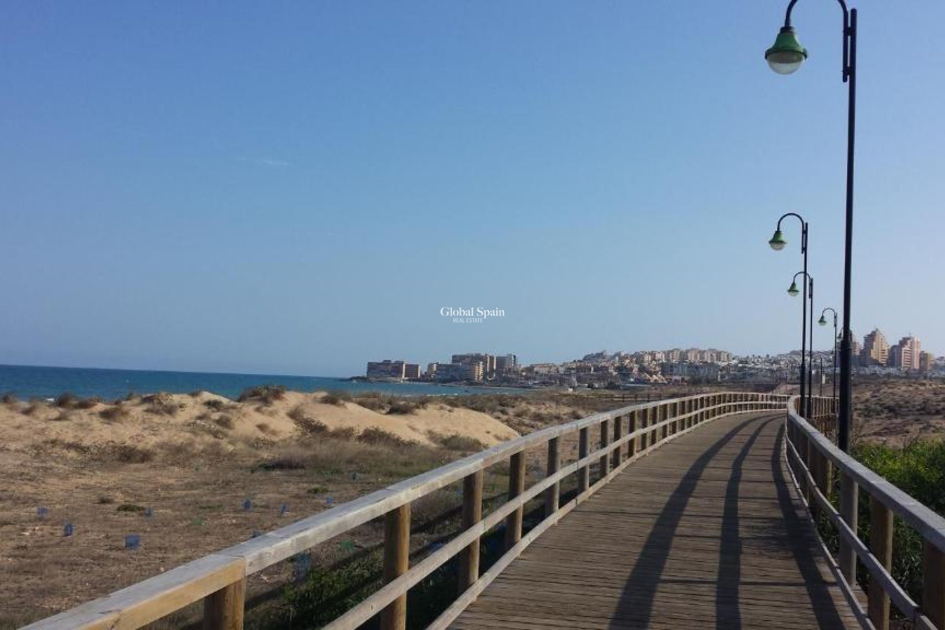 Wederverkoop - APPARTEMENT -
TORREVIEJA - La Mata