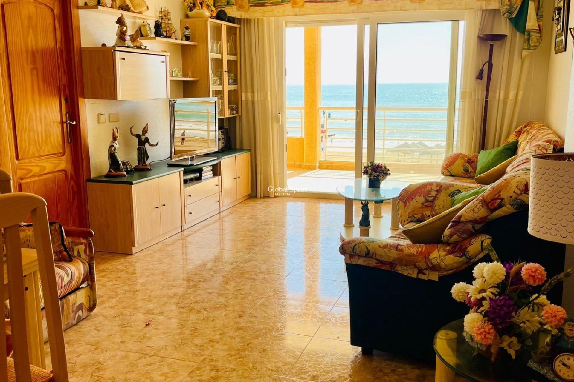 Wederverkoop - APPARTEMENT -
TORREVIEJA - La Mata