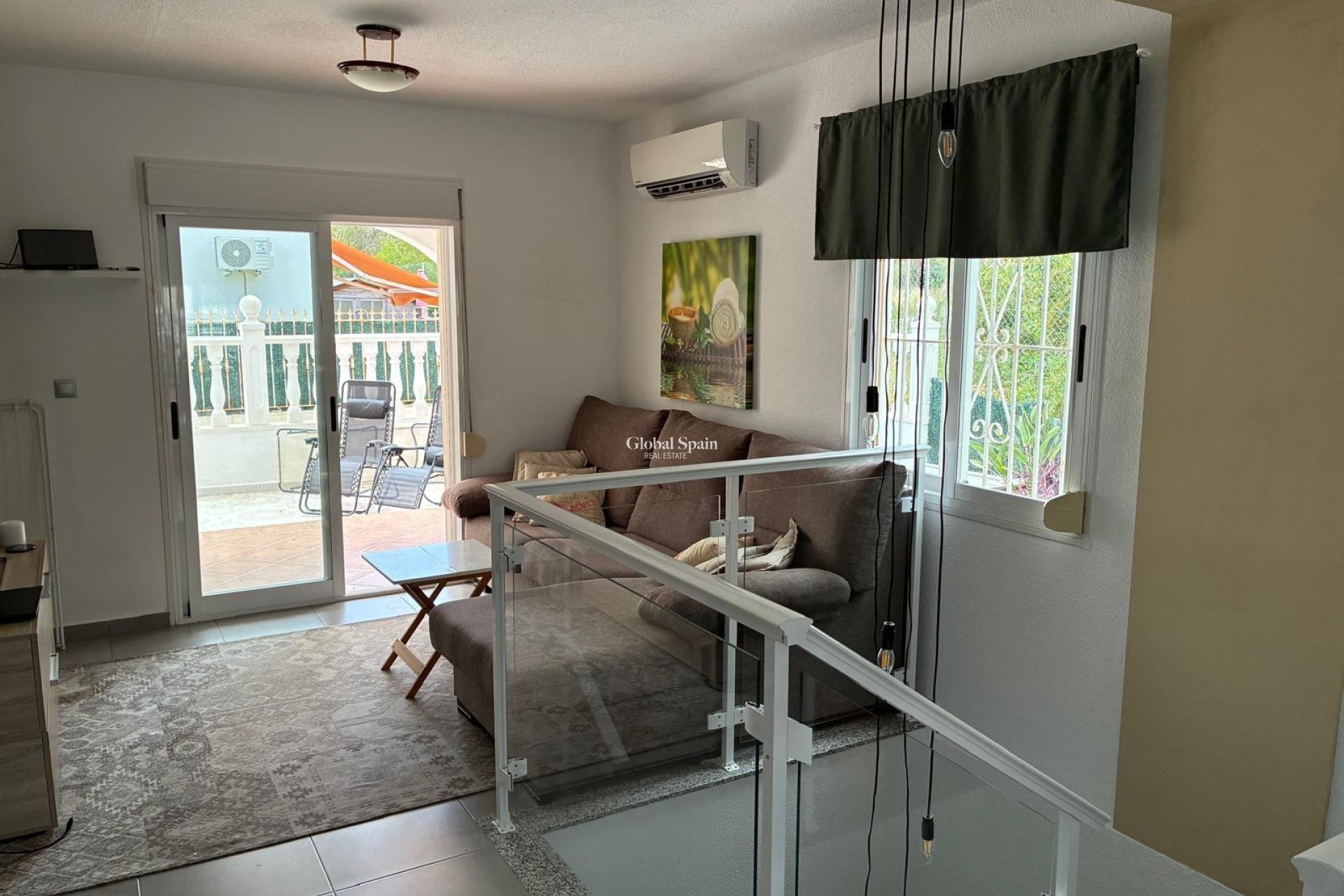Wederverkoop - APPARTEMENT -
TORREVIEJA - La Mata