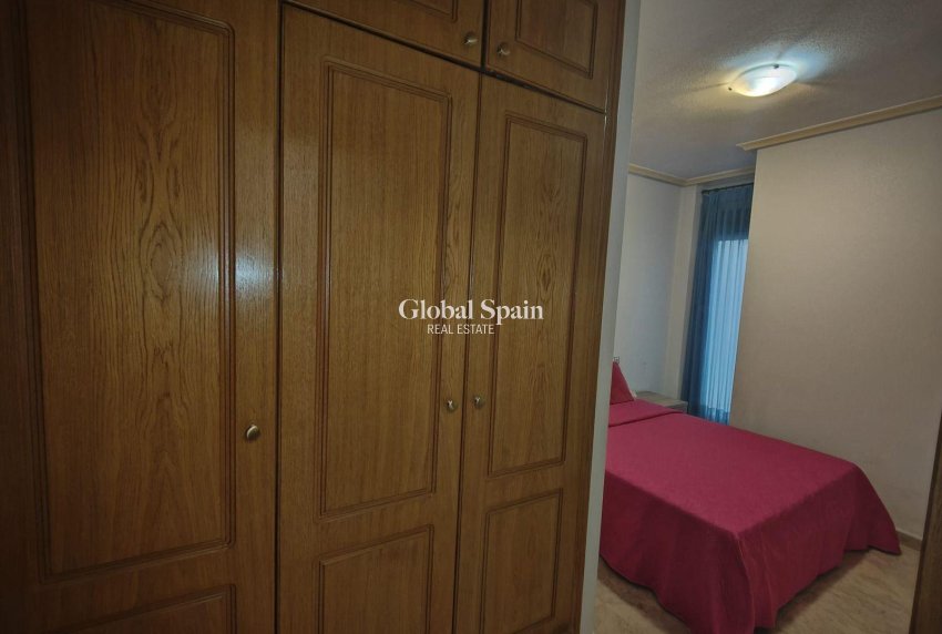 Wederverkoop - APPARTEMENT -
TORREVIEJA - La Mata