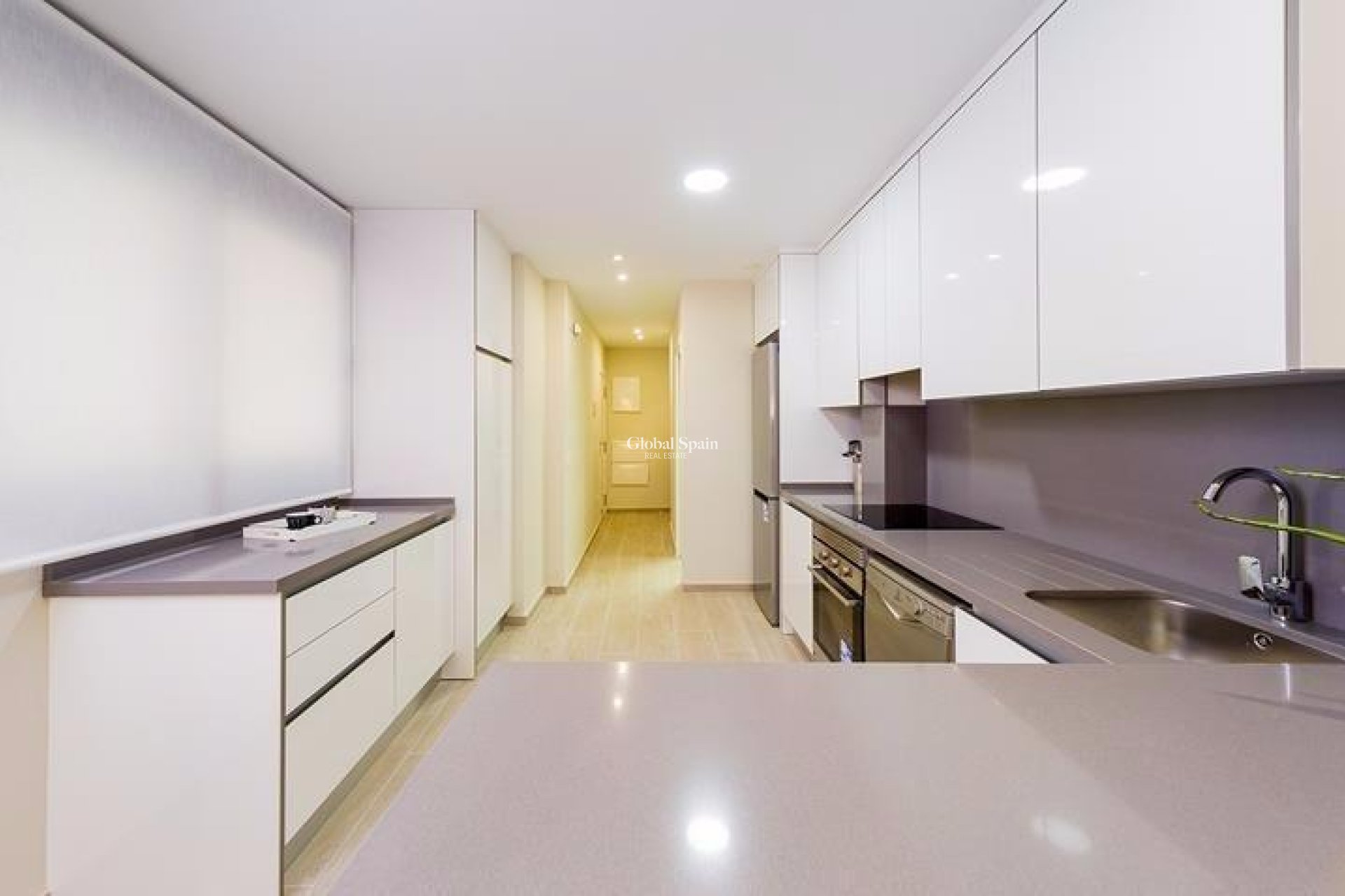 Wederverkoop - APPARTEMENT -
TORREVIEJA - La Mata