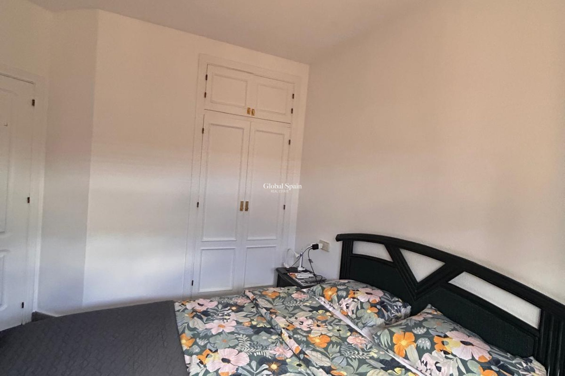 Wederverkoop - APPARTEMENT -
TORREVIEJA - La Mata