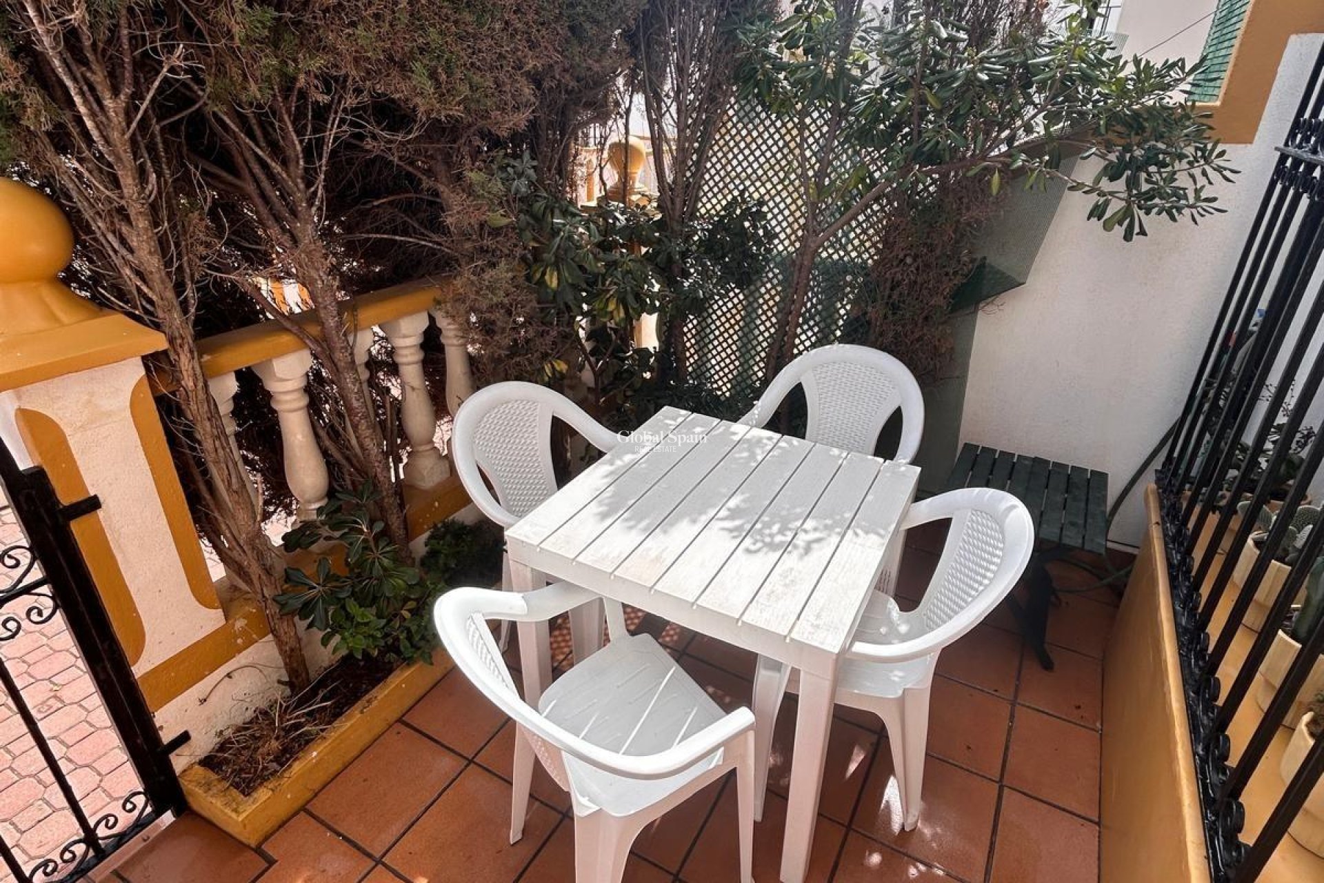 Wederverkoop - APPARTEMENT -
TORREVIEJA - La Mata
