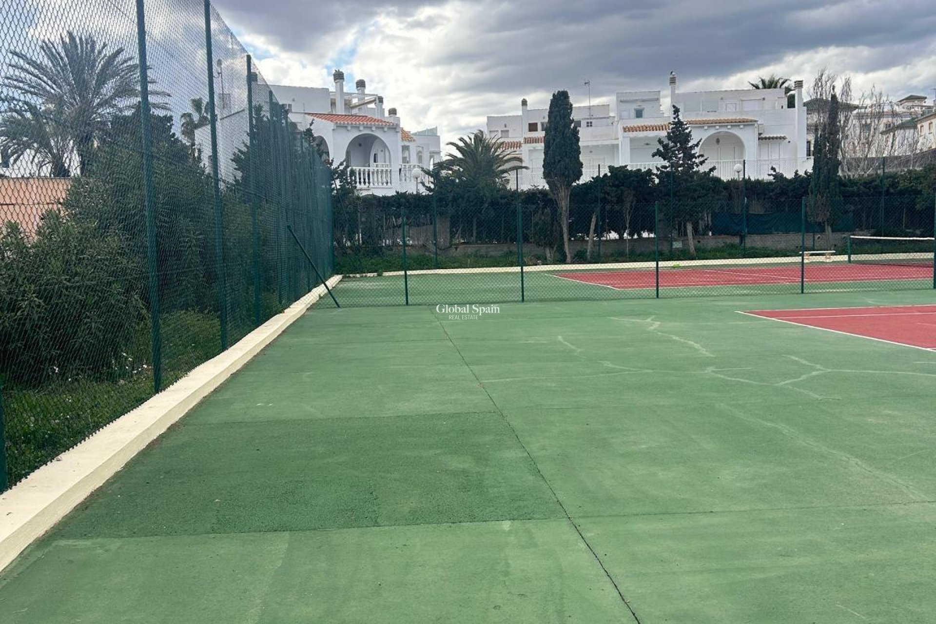 Wederverkoop - APPARTEMENT -
TORREVIEJA - La Mata