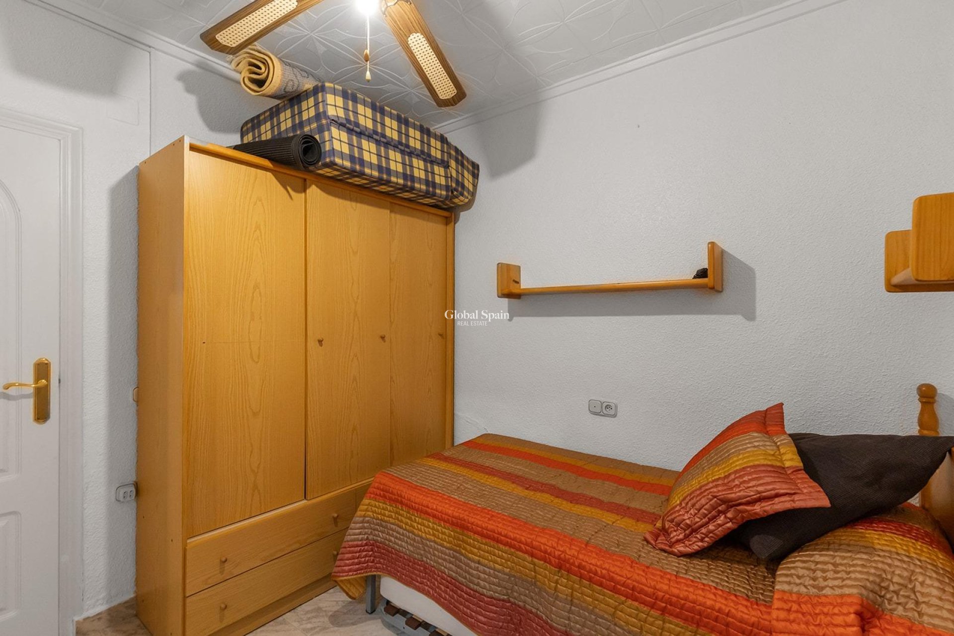 Wederverkoop - APPARTEMENT -
TORREVIEJA - La Siesta - El Salado - Torreta