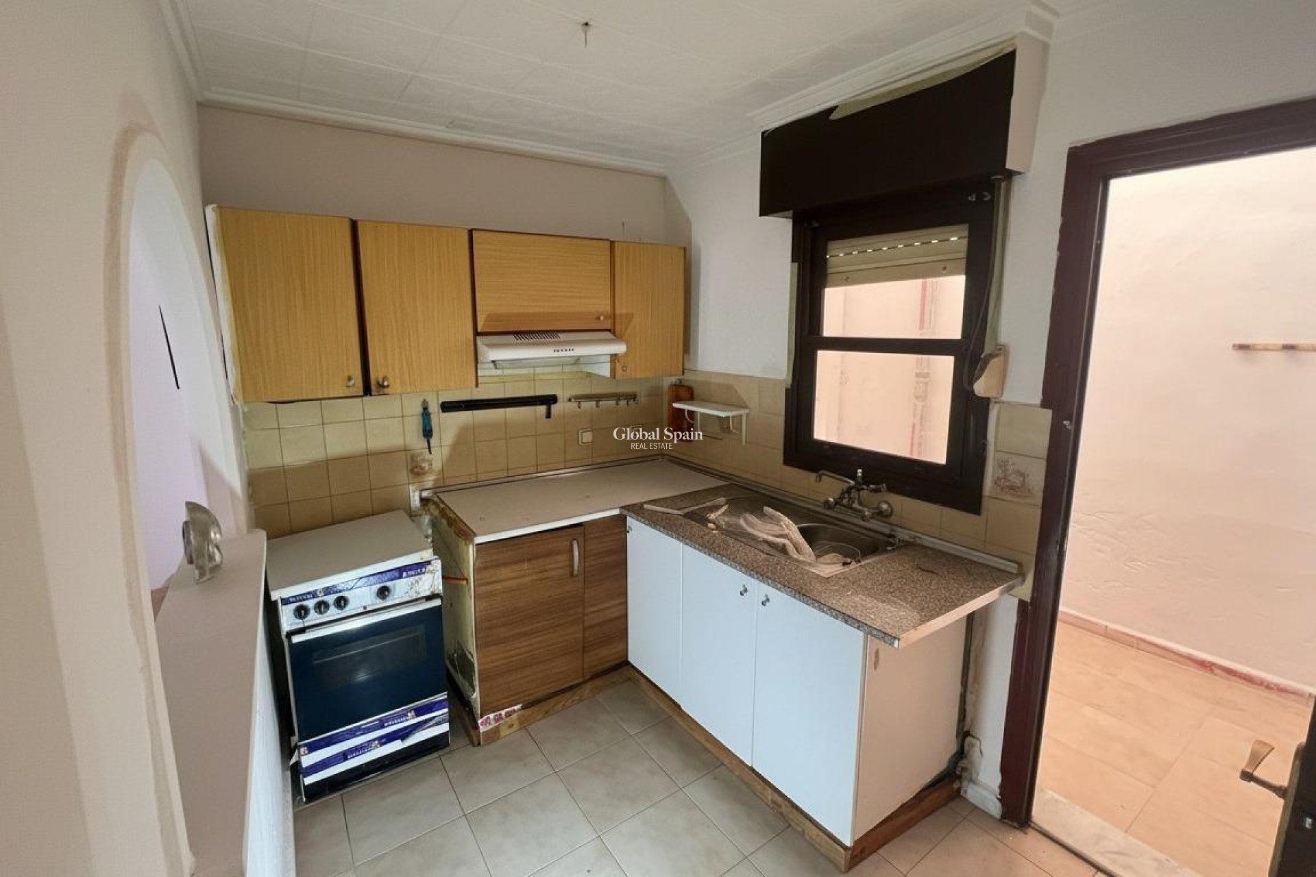 Wederverkoop - APPARTEMENT -
TORREVIEJA - La Siesta - El Salado - Torreta