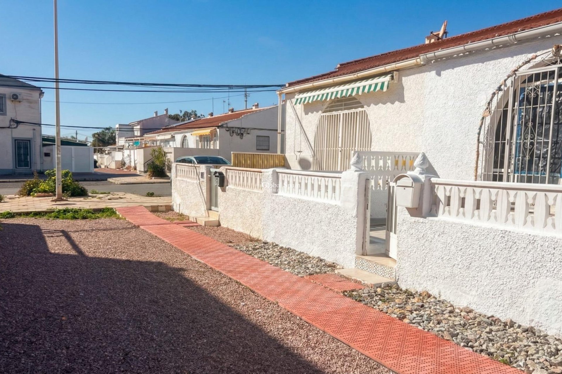 Wederverkoop - APPARTEMENT -
TORREVIEJA - La Siesta - El Salado - Torreta