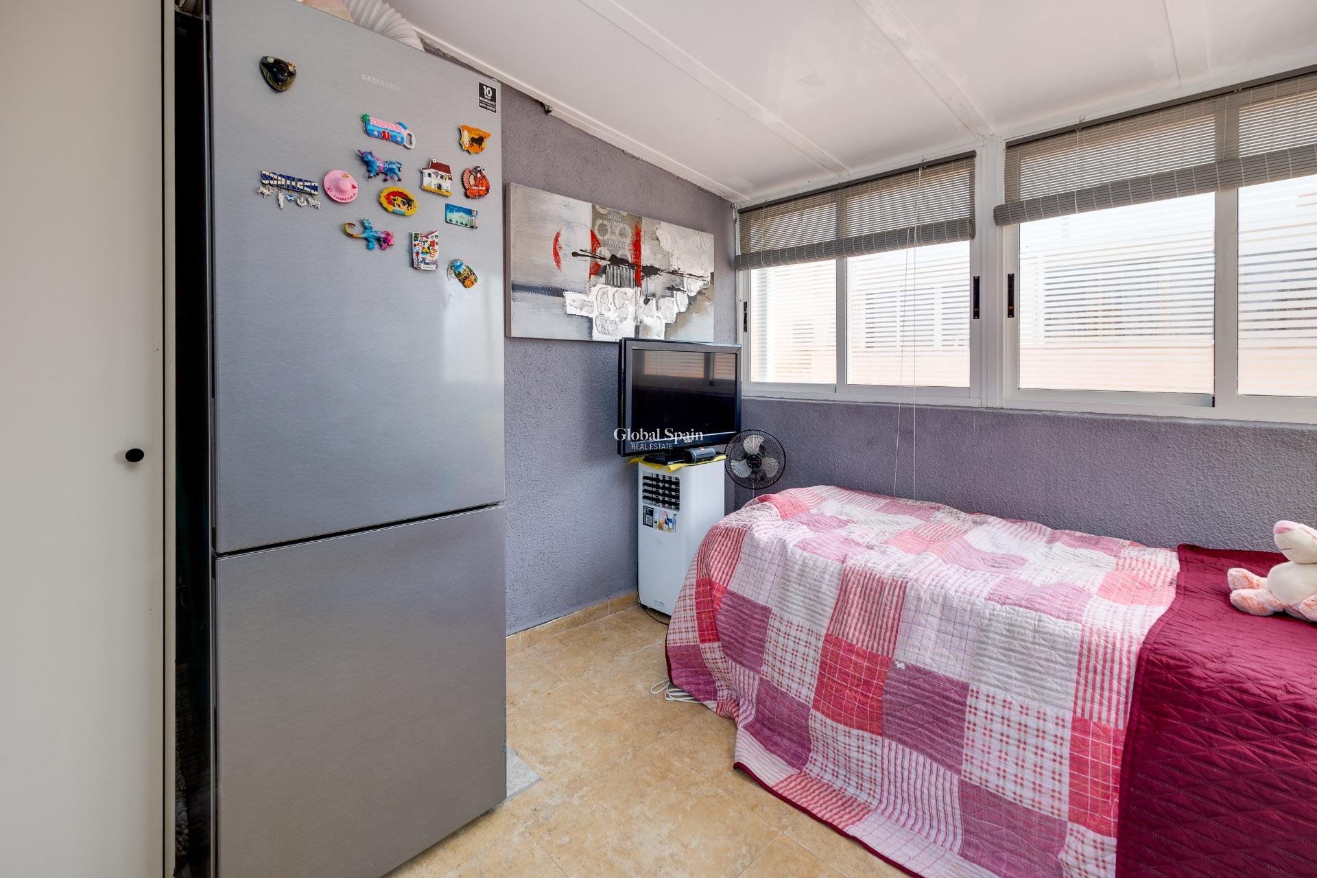 Wederverkoop - APPARTEMENT -
TORREVIEJA - La Siesta - El Salado - Torreta