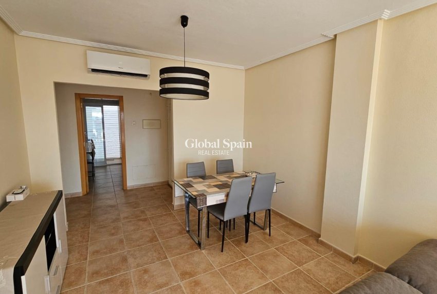 Wederverkoop - APPARTEMENT -
TORREVIEJA - La Veleta
