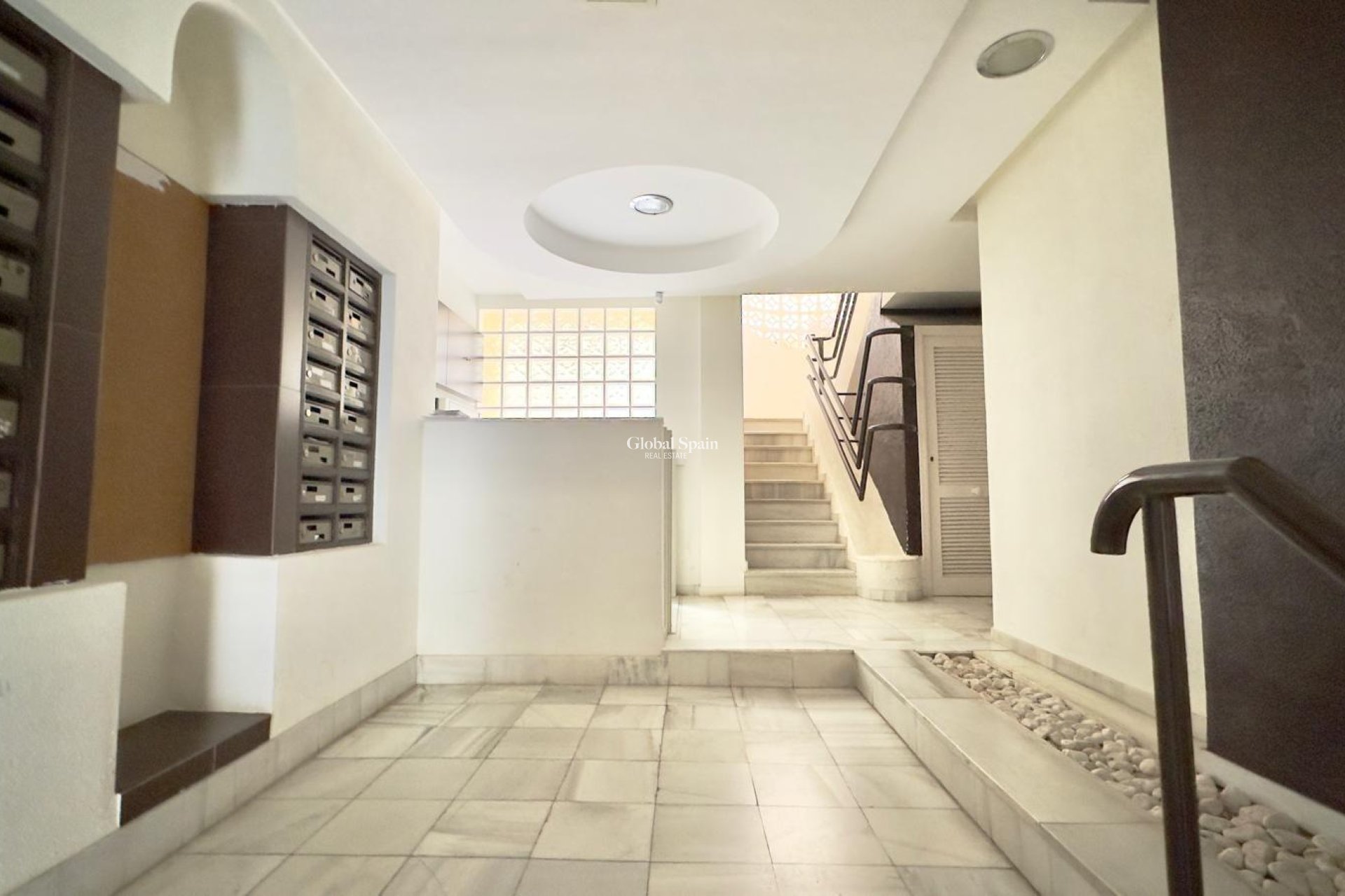 Wederverkoop - APPARTEMENT -
TORREVIEJA - La Veleta