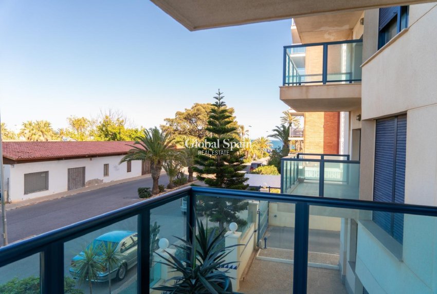 Wederverkoop - APPARTEMENT -
TORREVIEJA - La Veleta