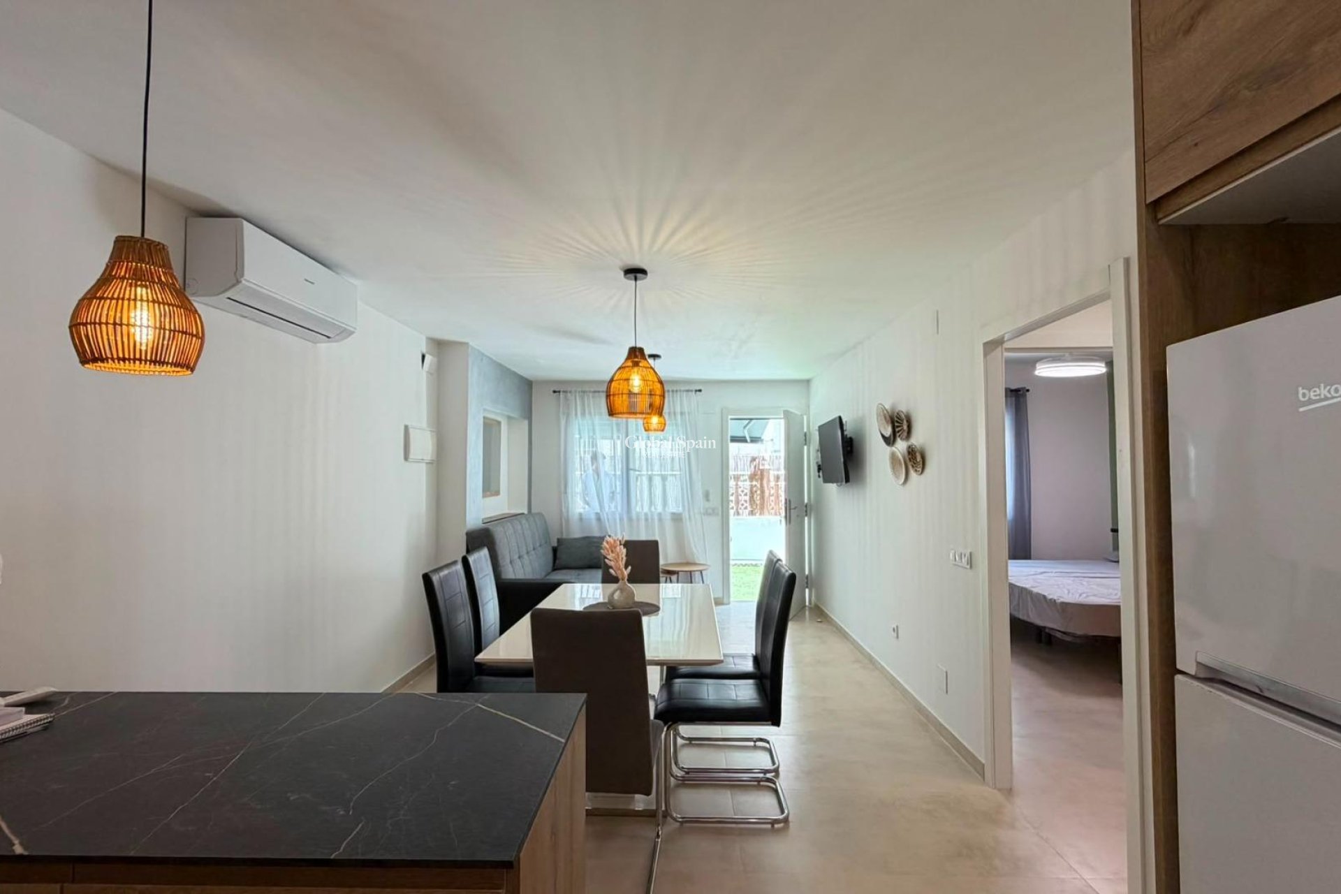 Wederverkoop - APPARTEMENT -
TORREVIEJA - La Veleta