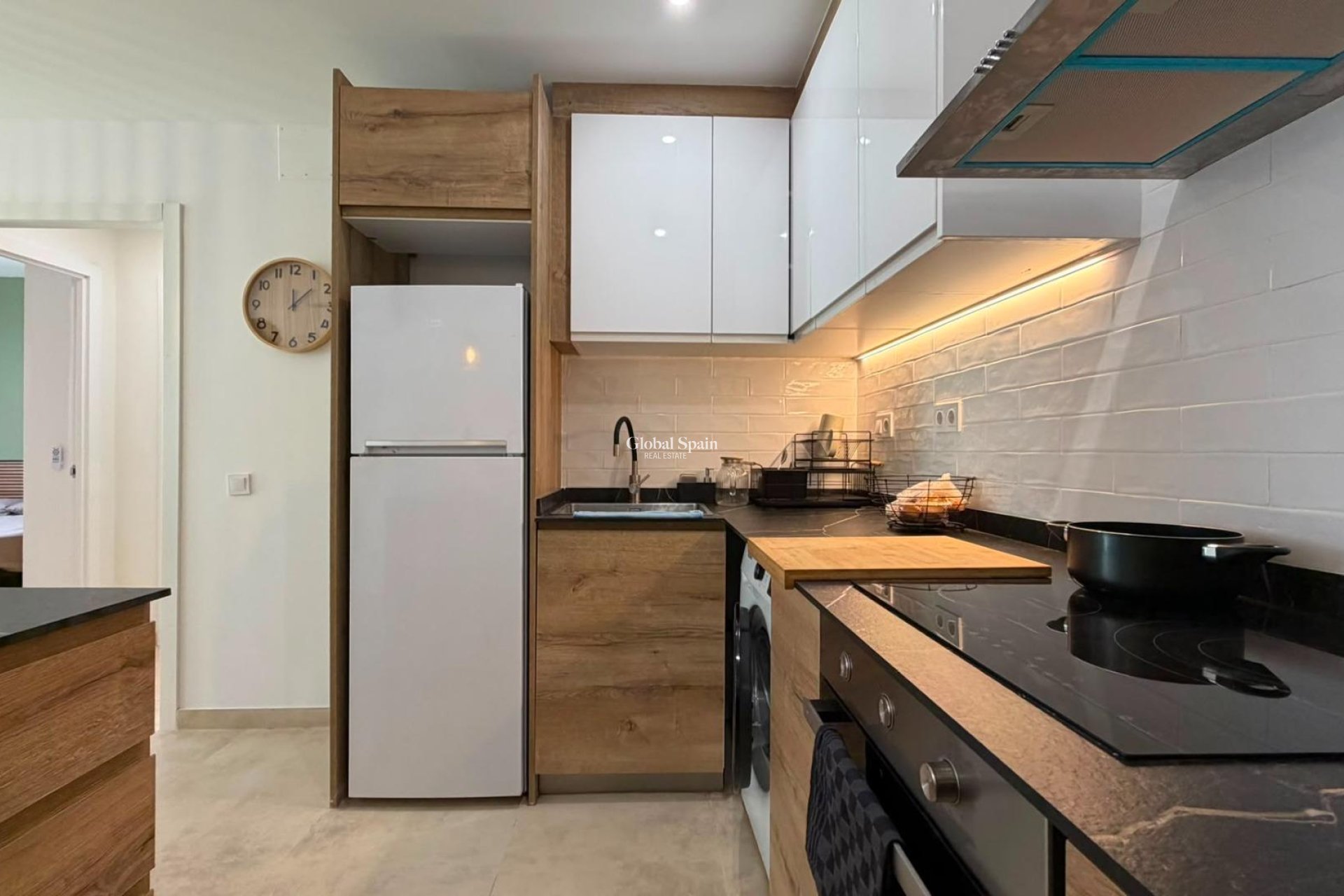 Wederverkoop - APPARTEMENT -
TORREVIEJA - La Veleta