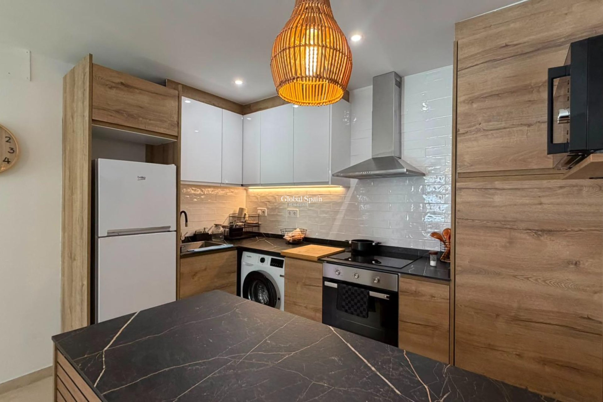 Wederverkoop - APPARTEMENT -
TORREVIEJA - La Veleta