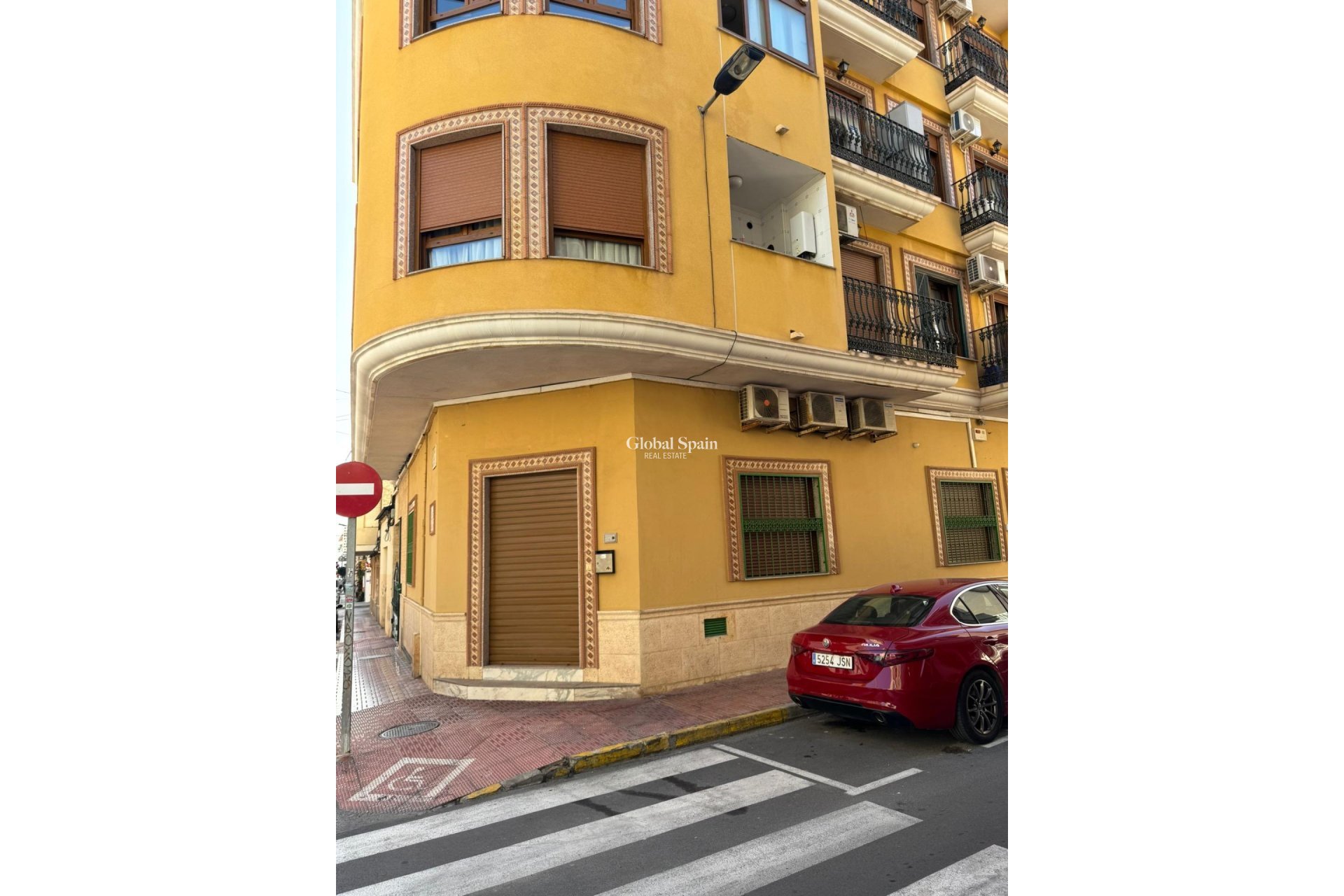 Wederverkoop - APPARTEMENT -
TORREVIEJA - Las Piscinas Naturales