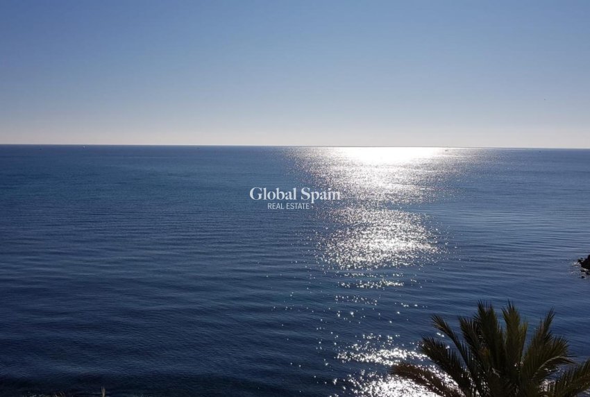 Wederverkoop - APPARTEMENT -
TORREVIEJA - Las Piscinas Naturales
