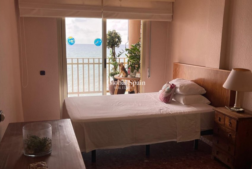 Wederverkoop - APPARTEMENT -
TORREVIEJA - Las Piscinas Naturales