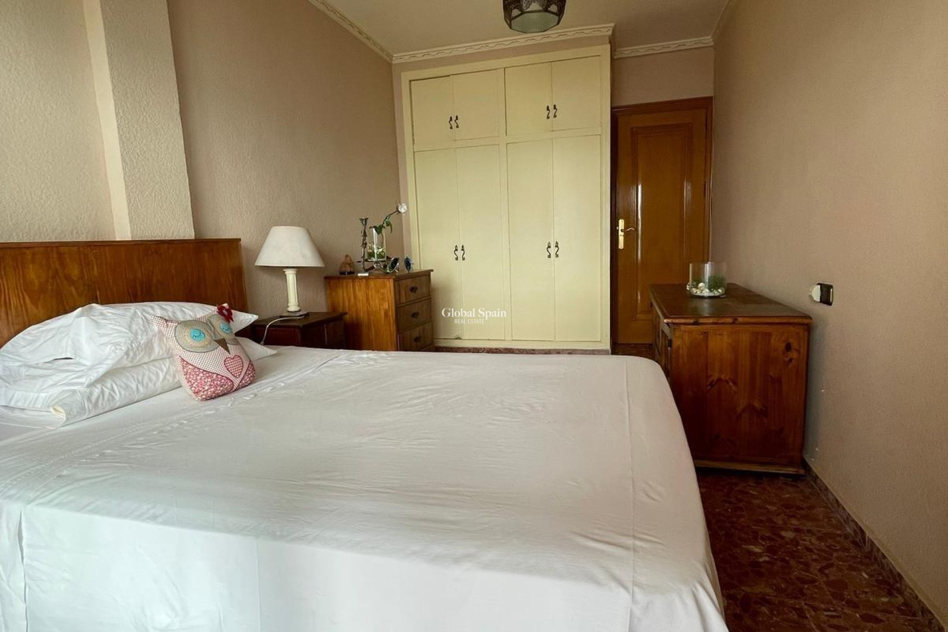 Wederverkoop - APPARTEMENT -
TORREVIEJA - Las Piscinas Naturales