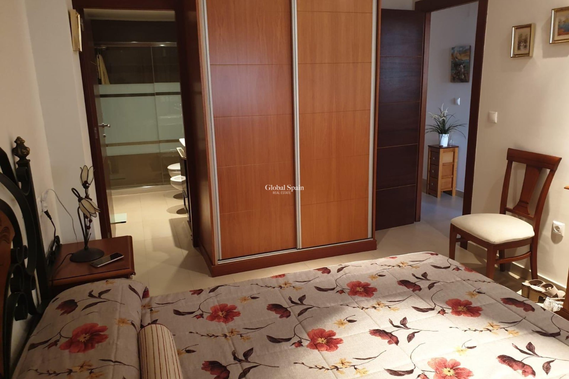 Wederverkoop - APPARTEMENT -
TORREVIEJA - Las Piscinas Naturales