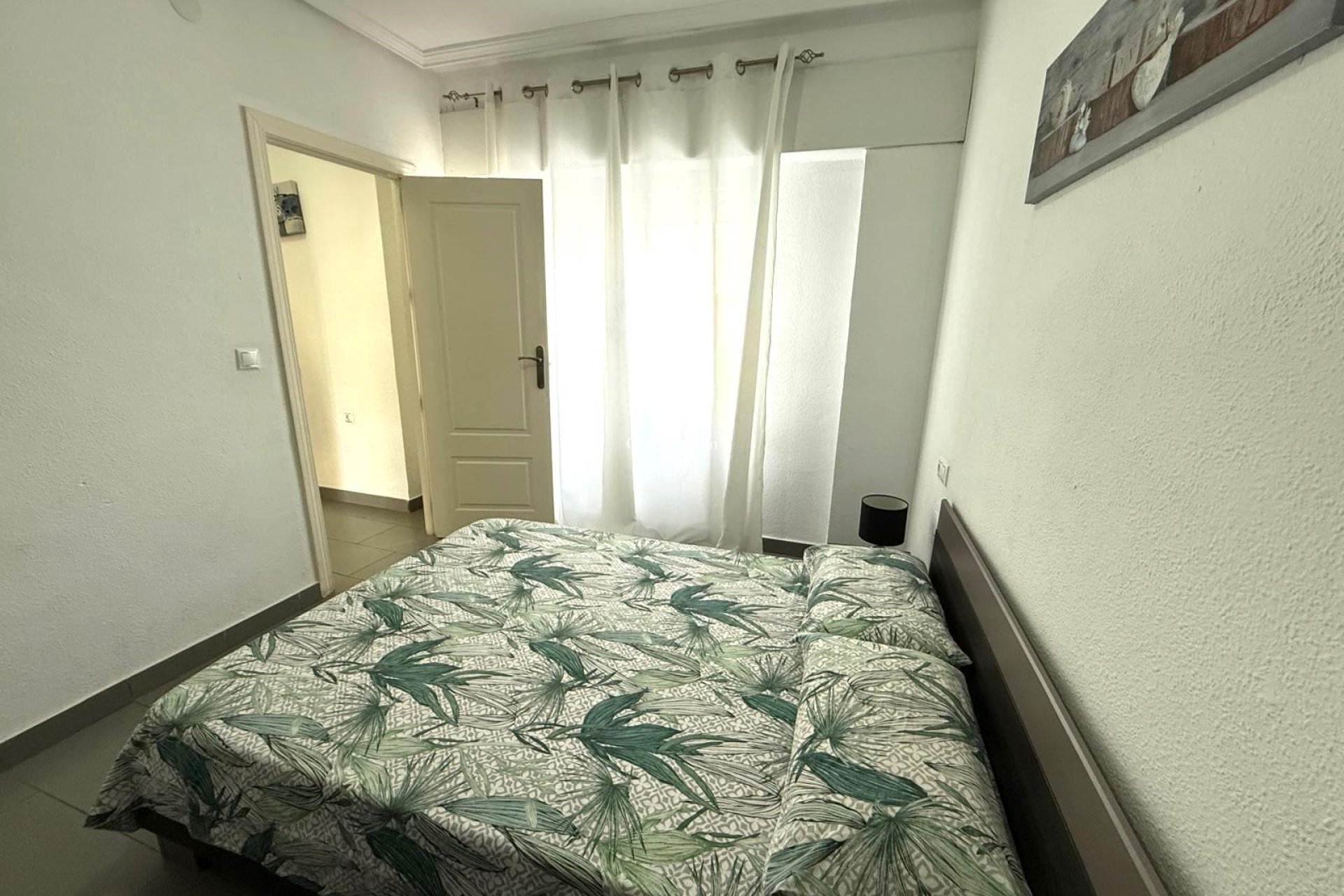 Wederverkoop - APPARTEMENT -
TORREVIEJA - Las Piscinas Naturales