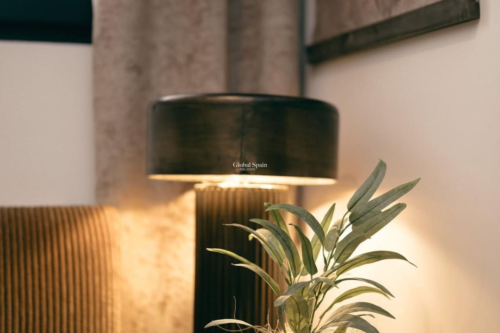 Wederverkoop - APPARTEMENT -
TORREVIEJA - Las Piscinas Naturales