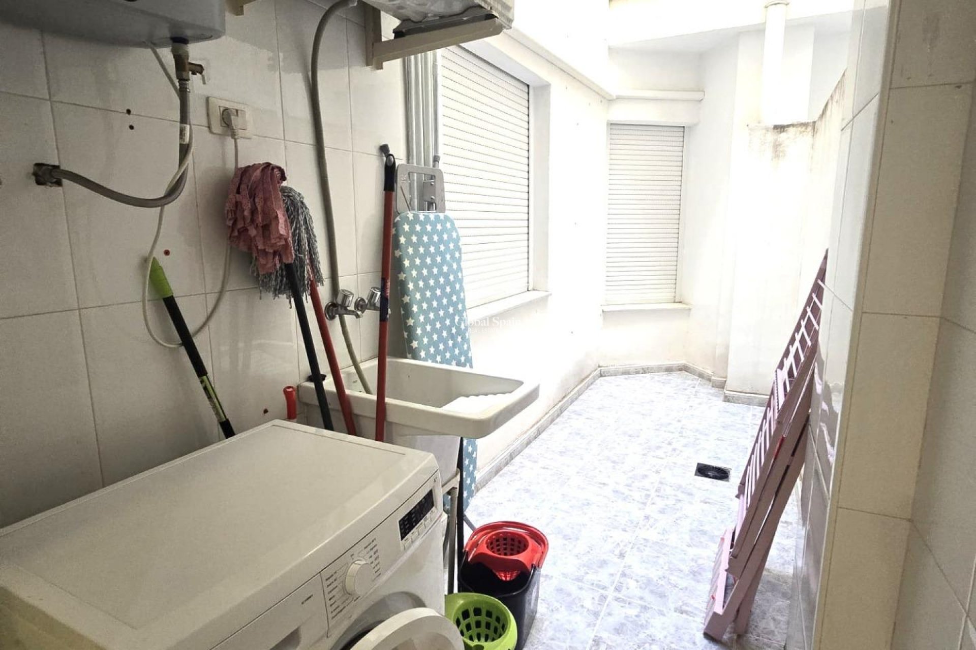 Wederverkoop - APPARTEMENT -
TORREVIEJA - Las Piscinas Naturales
