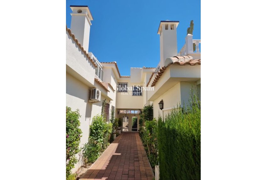 Wederverkoop - APPARTEMENT -
TORREVIEJA - LOS BALCONES - LOS ALTOS