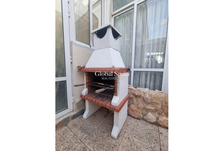 Wederverkoop - APPARTEMENT -
TORREVIEJA - LOS BALCONES - LOS ALTOS