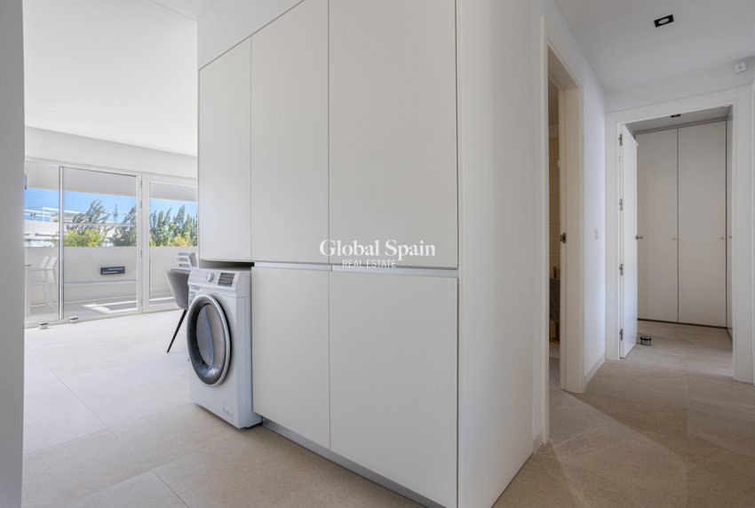 Wederverkoop - APPARTEMENT -
TORREVIEJA - LOS BALCONES - LOS ALTOS