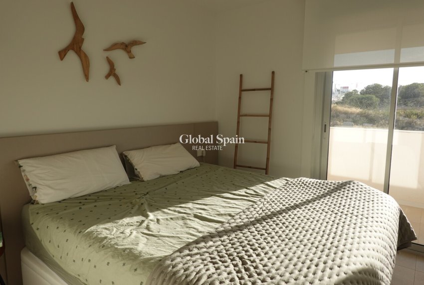 Wederverkoop - APPARTEMENT -
TORREVIEJA - LOS BALCONES - LOS ALTOS