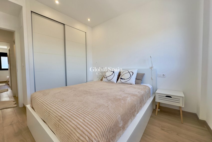 Wederverkoop - APPARTEMENT -
TORREVIEJA - LOS BALCONES - LOS ALTOS