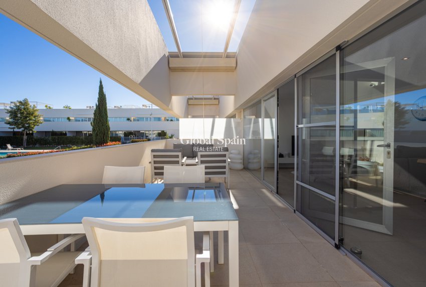 Wederverkoop - APPARTEMENT -
TORREVIEJA - LOS BALCONES - LOS ALTOS