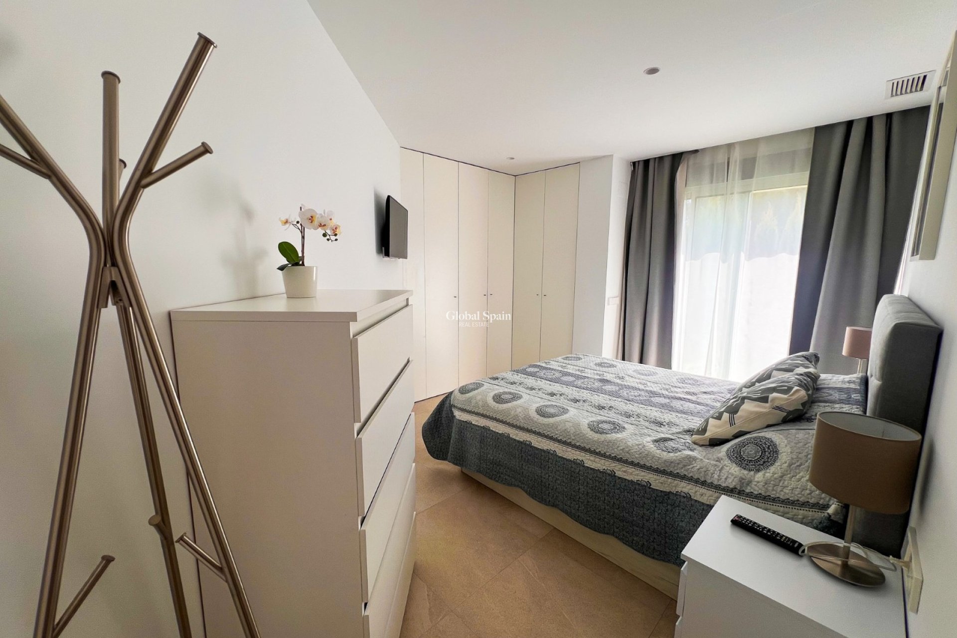 Wederverkoop - APPARTEMENT -
TORREVIEJA - LOS BALCONES - LOS ALTOS