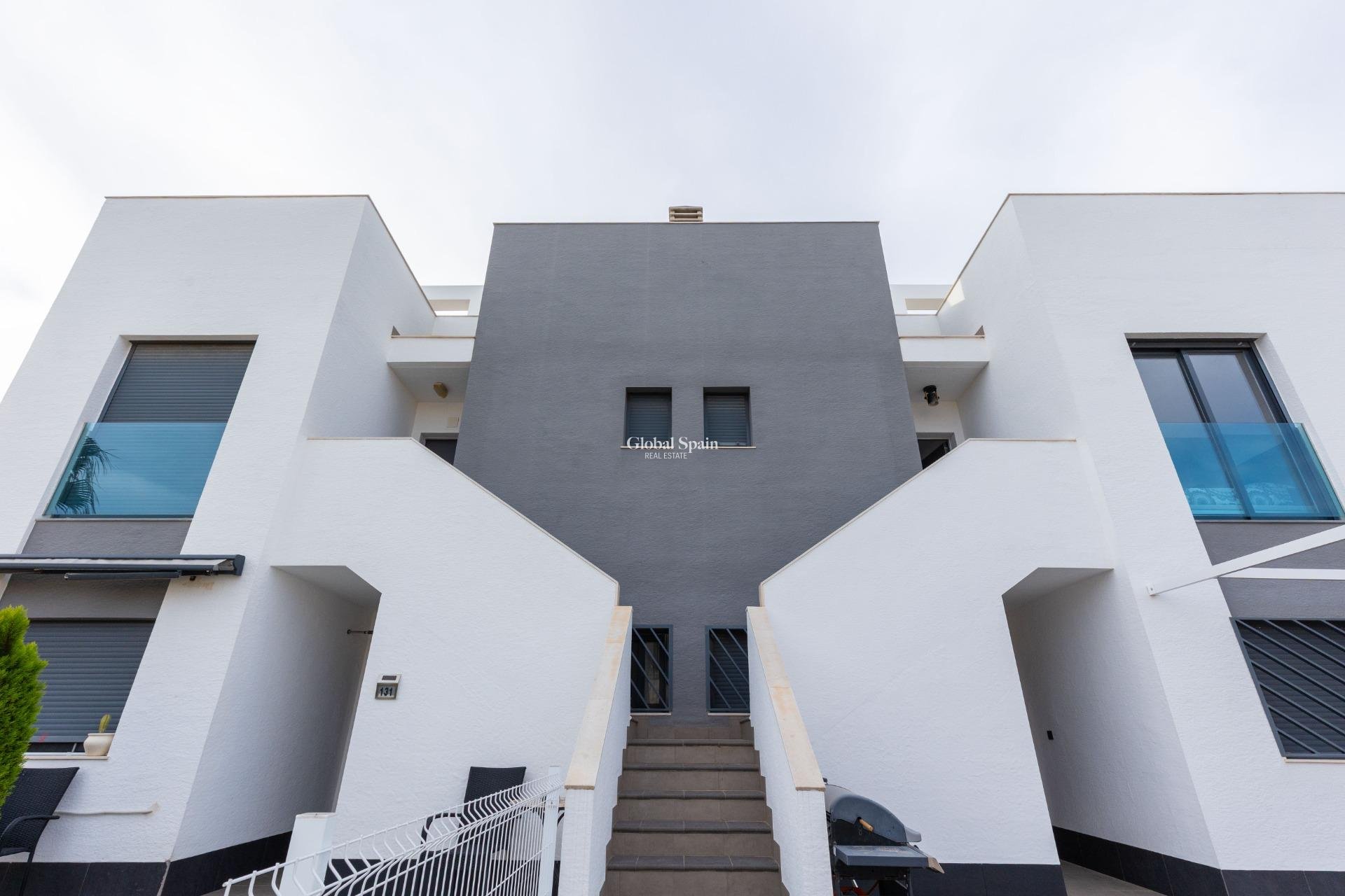 Wederverkoop - APPARTEMENT -
TORREVIEJA - LOS BALCONES - LOS ALTOS