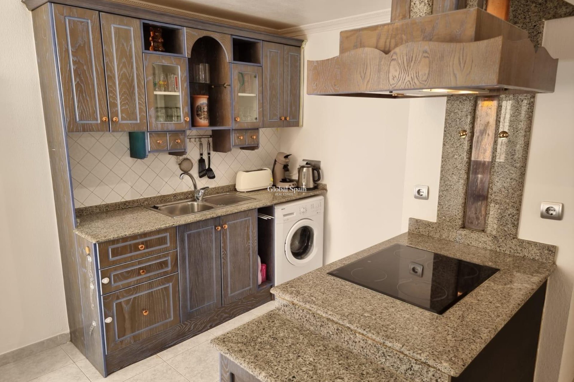 Wederverkoop - APPARTEMENT -
TORREVIEJA - LOS BALCONES - LOS ALTOS