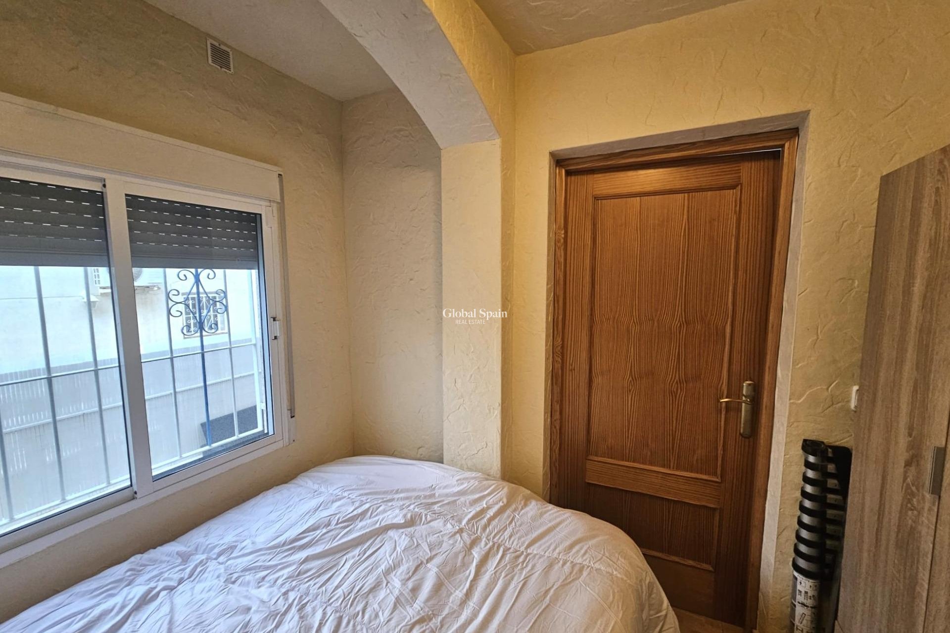 Wederverkoop - APPARTEMENT -
TORREVIEJA - LOS BALCONES - LOS ALTOS