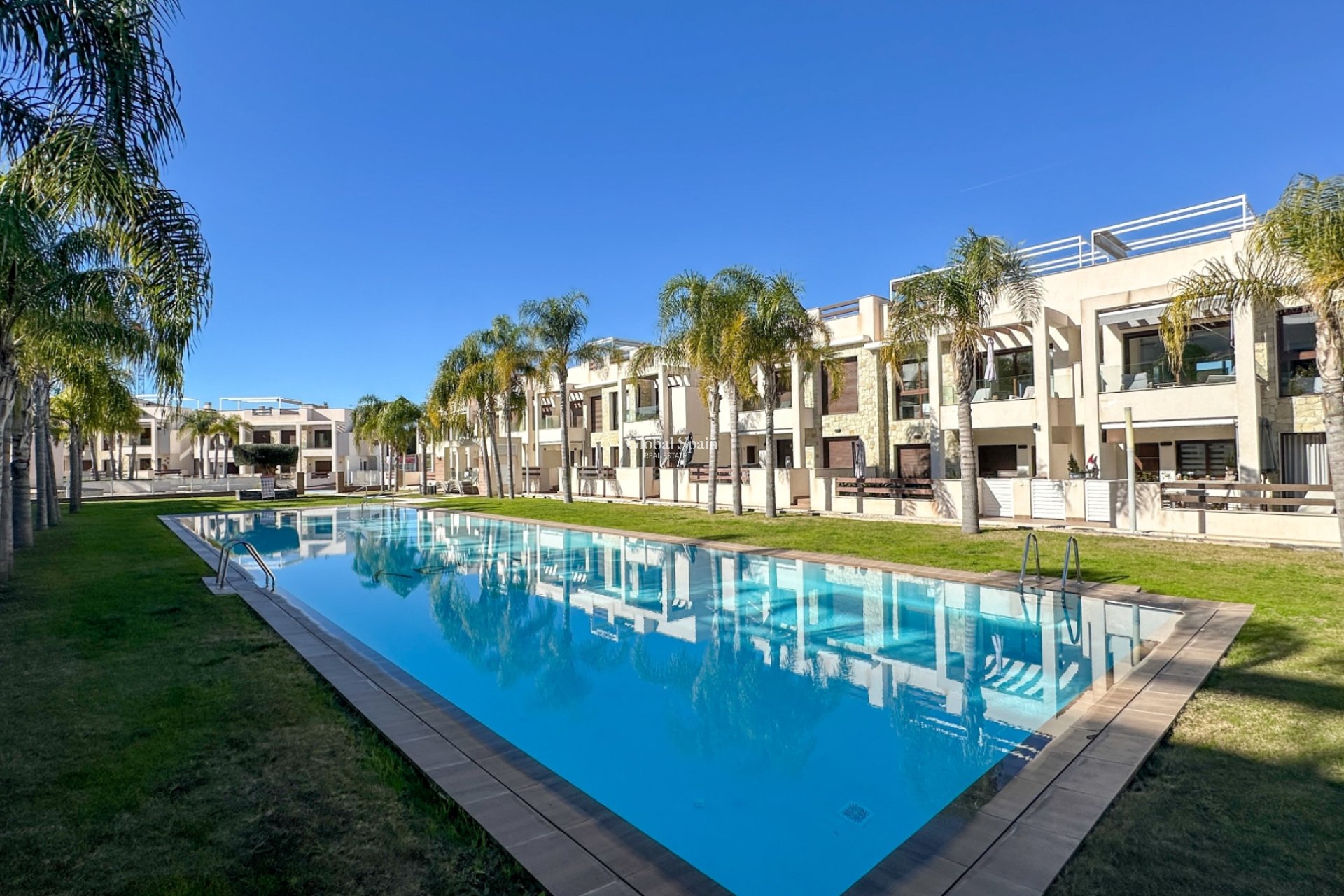 Wederverkoop - APPARTEMENT -
TORREVIEJA - LOS BALCONES - LOS ALTOS