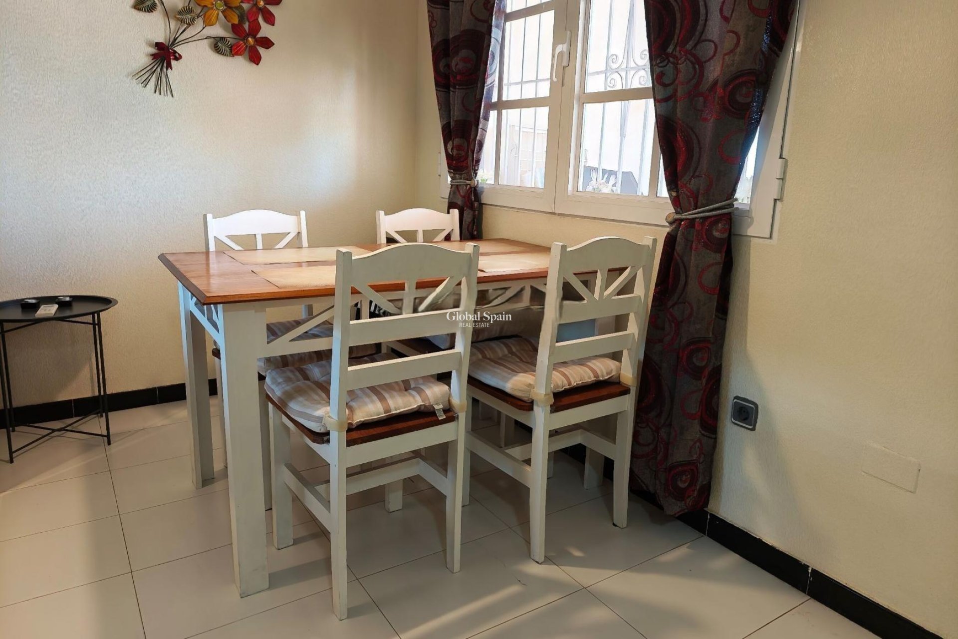 Wederverkoop - APPARTEMENT -
TORREVIEJA - LOS BALCONES - LOS ALTOS