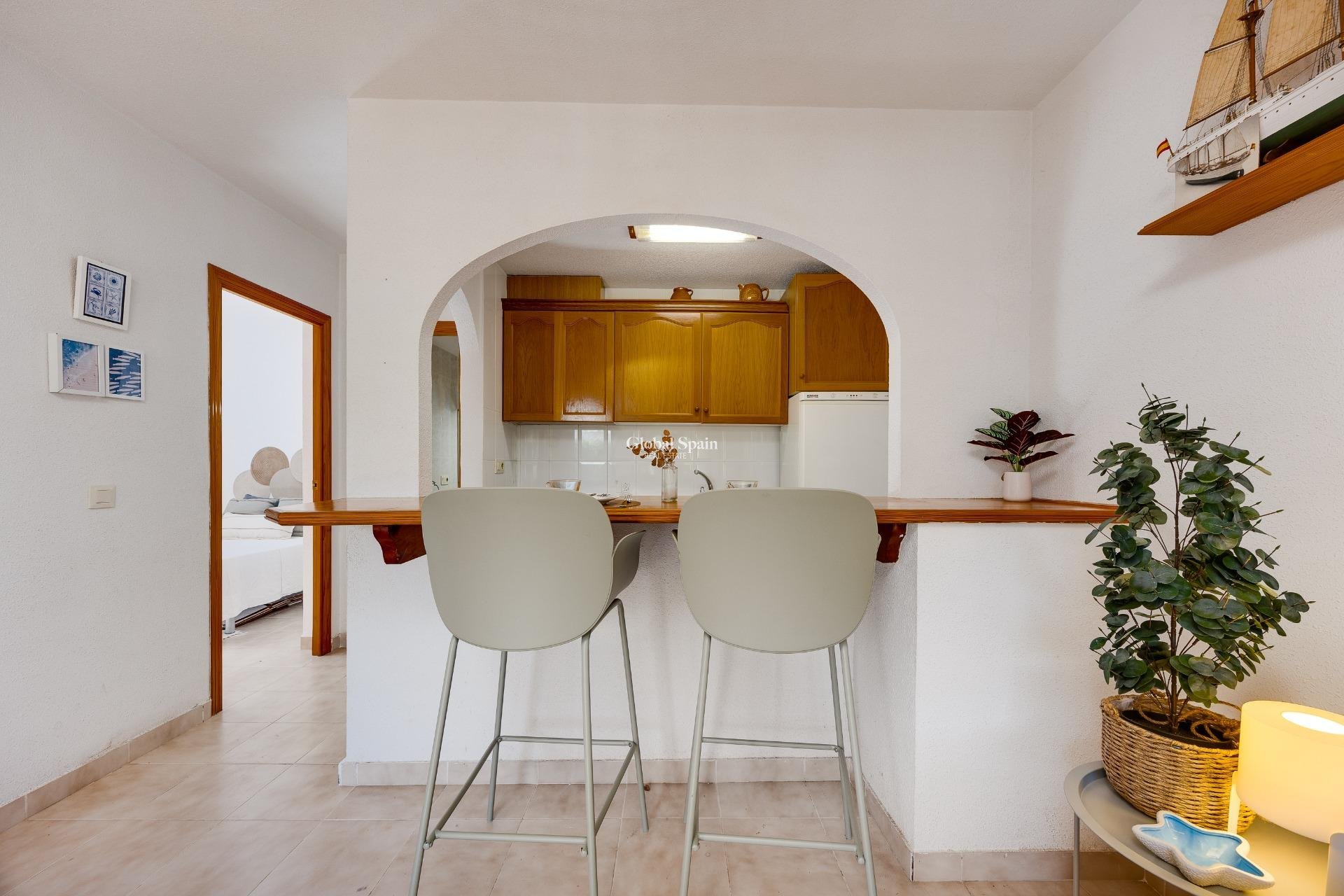 Wederverkoop - APPARTEMENT -
TORREVIEJA - LOS BALCONES - LOS ALTOS