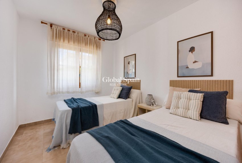 Wederverkoop - APPARTEMENT -
TORREVIEJA - LOS BALCONES - LOS ALTOS